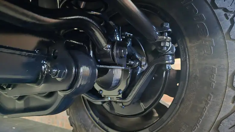 Fuel tank & leaf springs after treatment